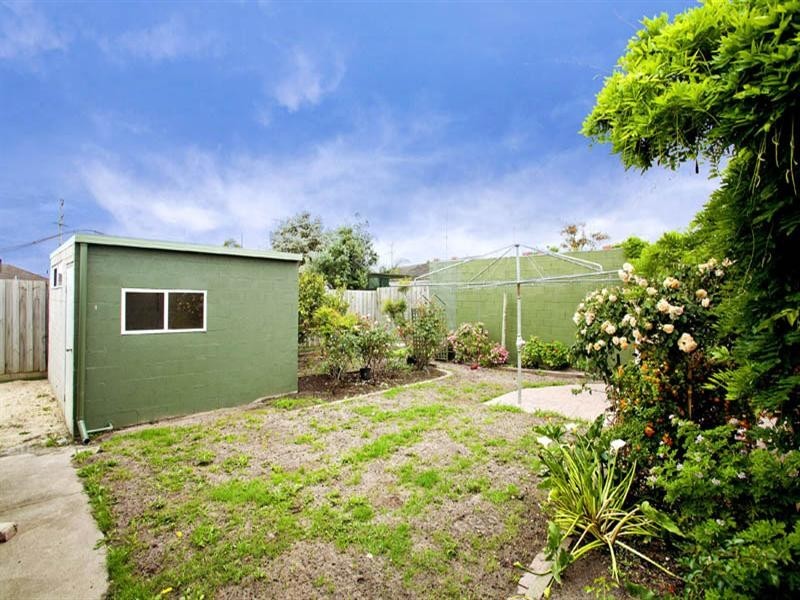 11 Durran Street, St Albans Park VIC 3219