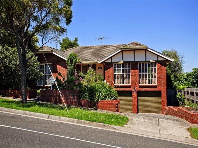 37 Thornhill Road, Highton VIC 3216