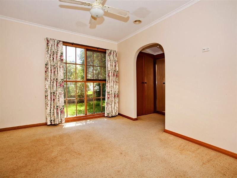 37 Thornhill Road, Highton VIC 3216