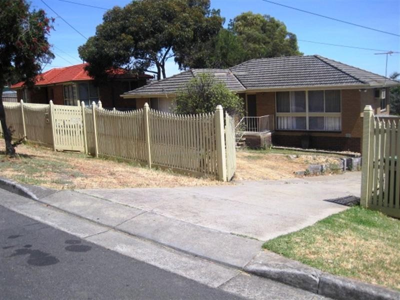 255 Scenic Road, Highton VIC 3216