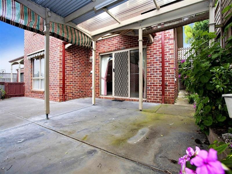 3/3 Volum Street, Manifold Heights VIC 3218