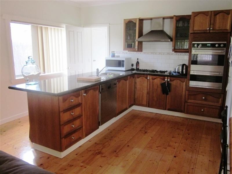 2 Rotherham Street, Belmont VIC 3216