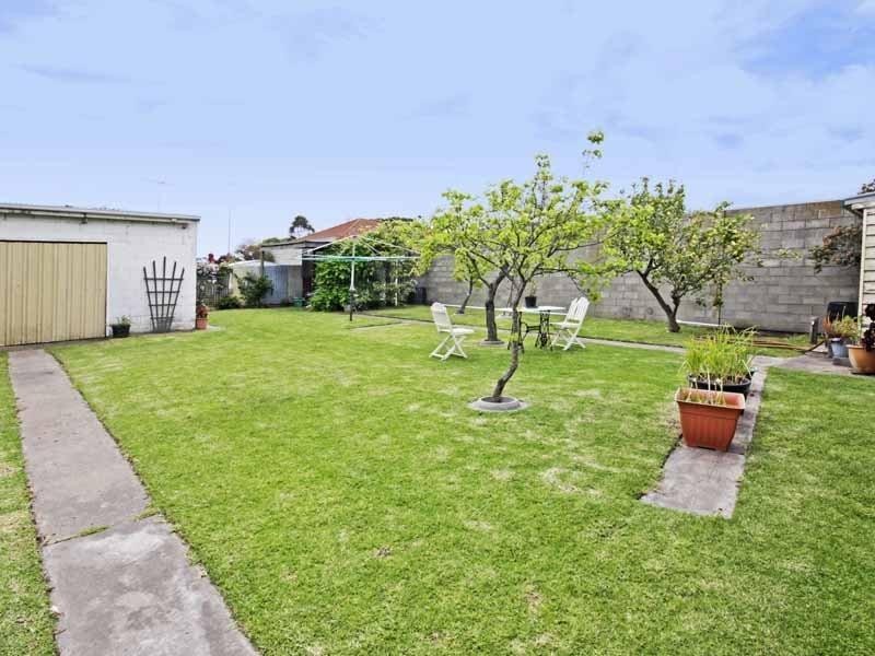 7 Vautier Street, North Geelong VIC 3215