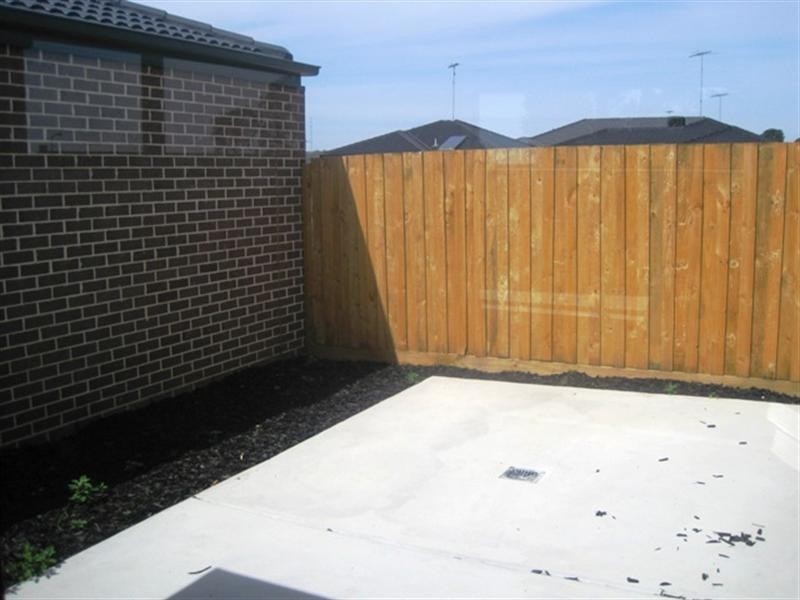 Unit 2/36 Benita Place, Leopold VIC 3224