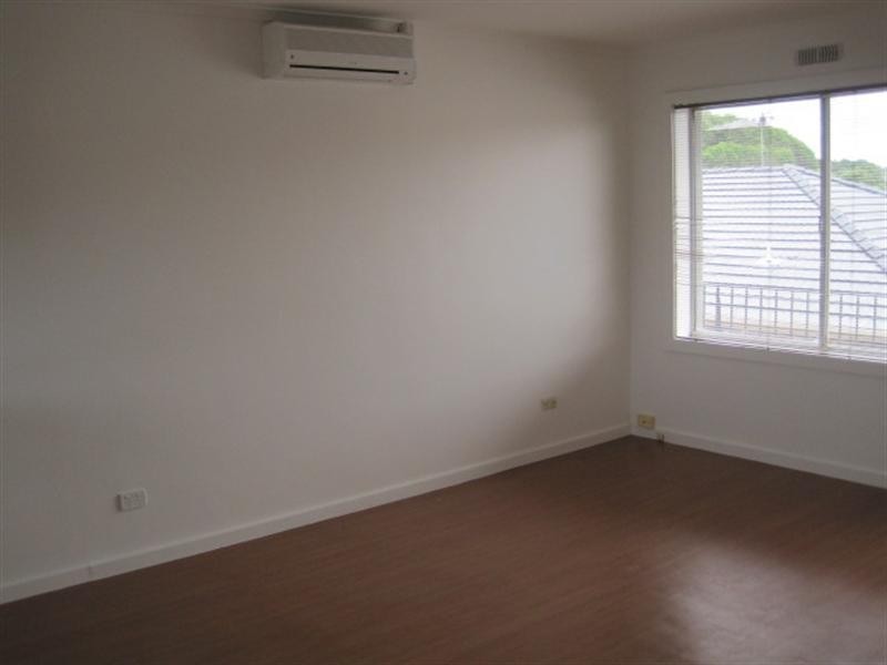 8/9 Finchaven Street, Herne Hill VIC 3218