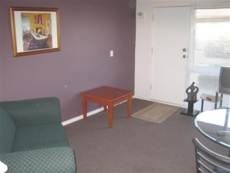 1/50-52 Church Street, Geelong West VIC 3218