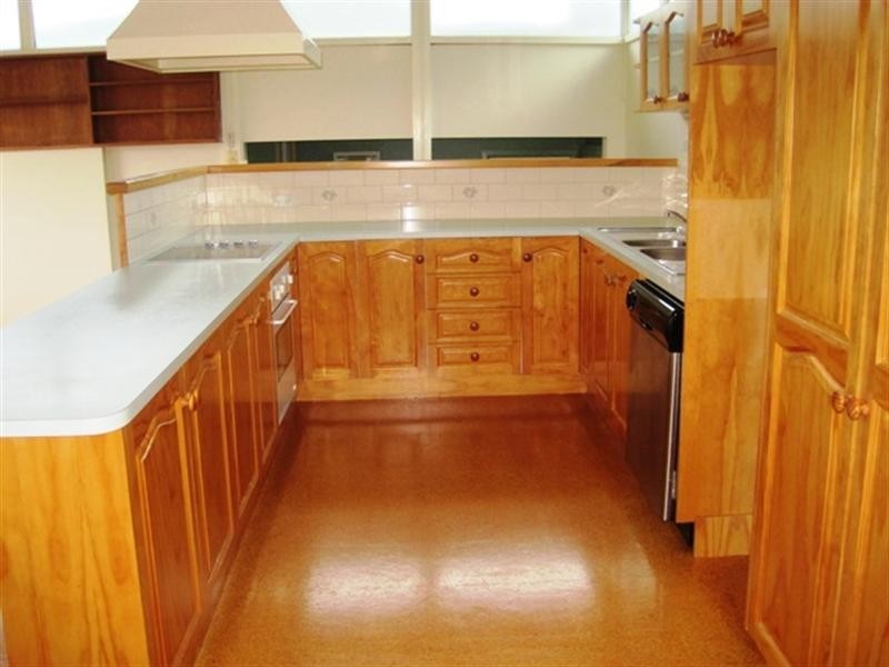 1 Highton Court, Highton VIC 3216