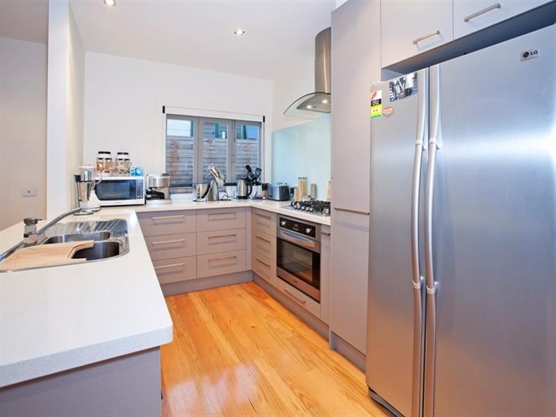 67 Saffron Street, Newtown VIC 3220