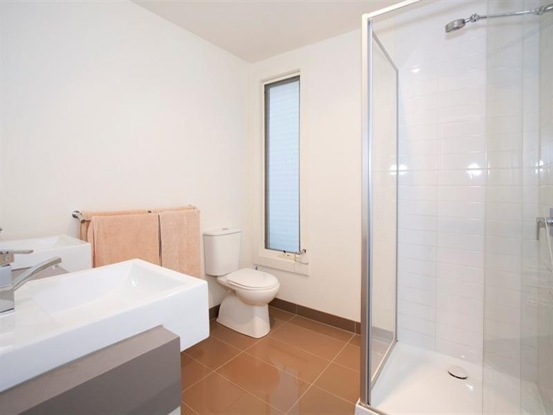 67 Saffron Street, Newtown VIC 3220