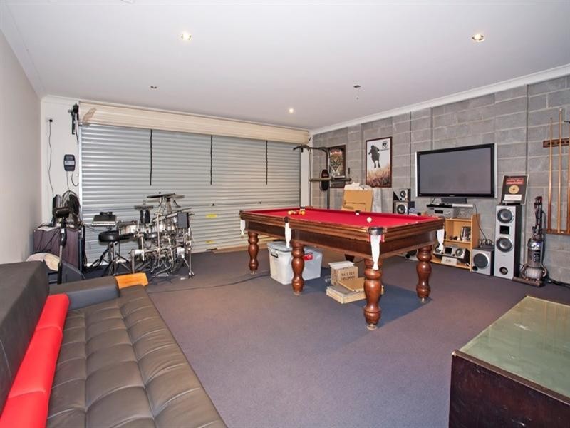 67 Saffron Street, Newtown VIC 3220