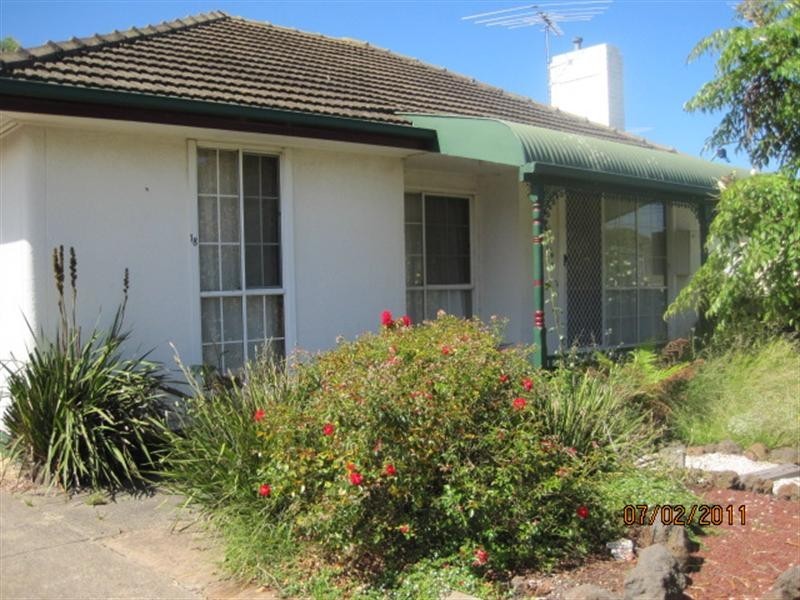 18 Dove Street, Norlane VIC 3214