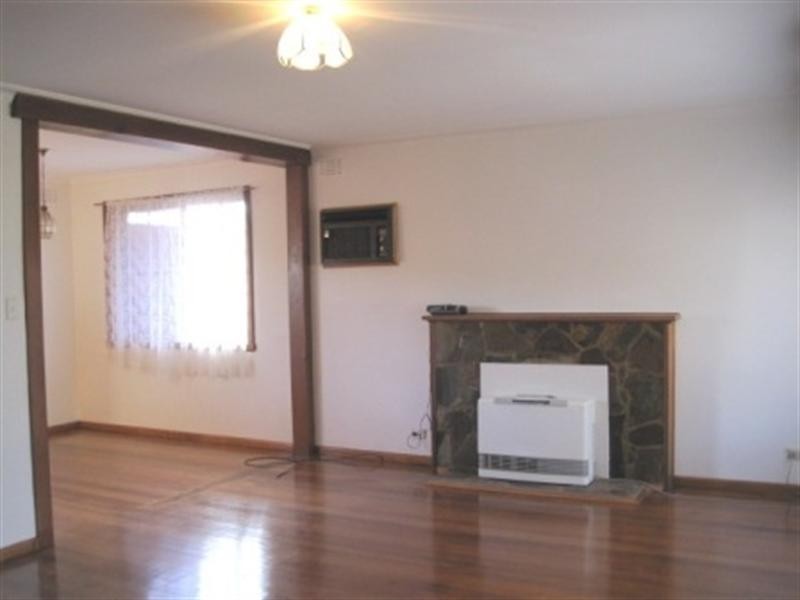 36 Neil Street, Bell Post Hill VIC 3215