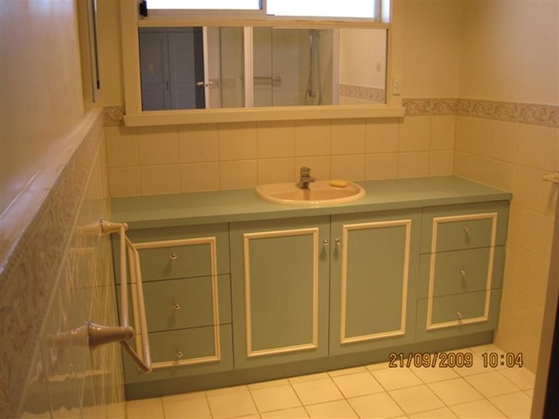 8 Thomson Street, Belmont VIC 3216