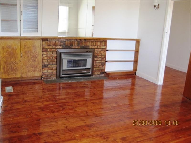 8 Thomson Street, Belmont VIC 3216