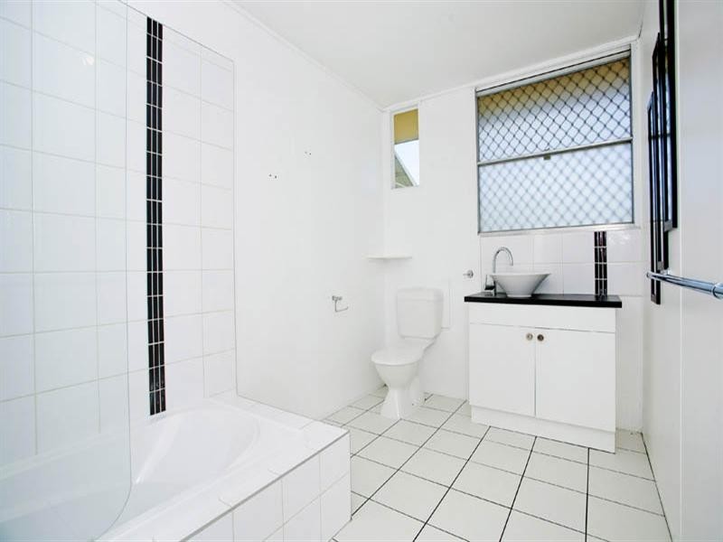 57 Glenelg Avenue, Corio VIC 3214