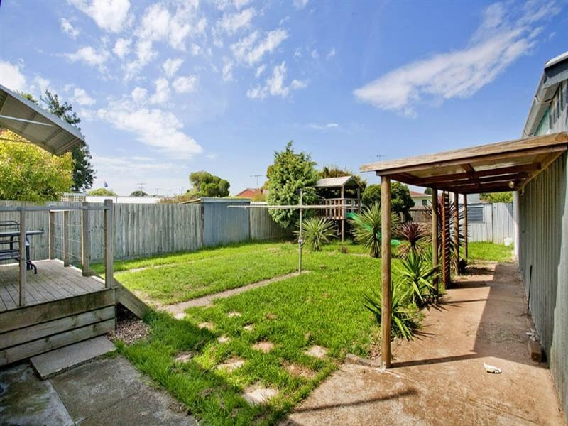 57 Glenelg Avenue, Corio VIC 3214