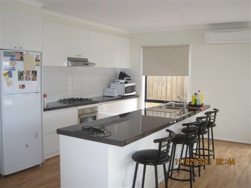 22 Ficinia Mews, Highton VIC 3216