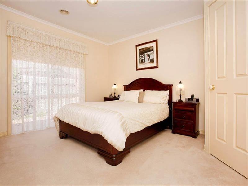 11 Doreimus Court, St Albans Park VIC 3219