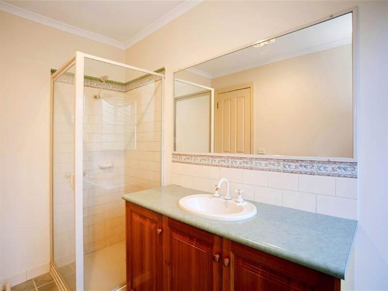11 Doreimus Court, St Albans Park VIC 3219