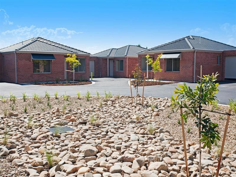 8/20 Trenton Parade, St Albans Park VIC 3219