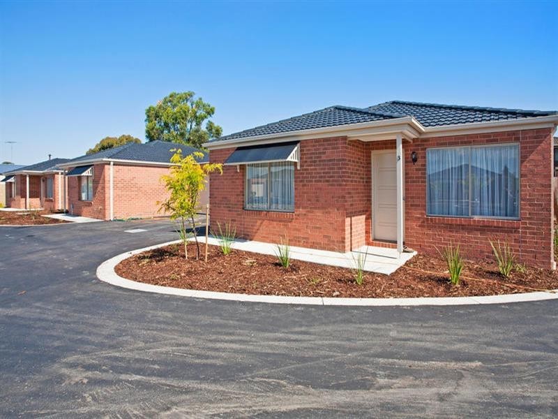 8/20 Trenton Parade, St Albans Park VIC 3219