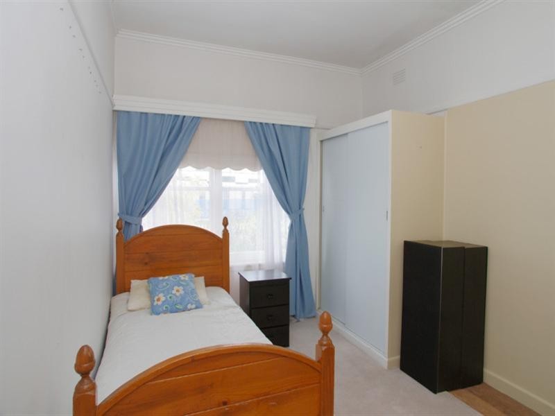 66 Vines Road, Hamlyn Heights VIC 3215