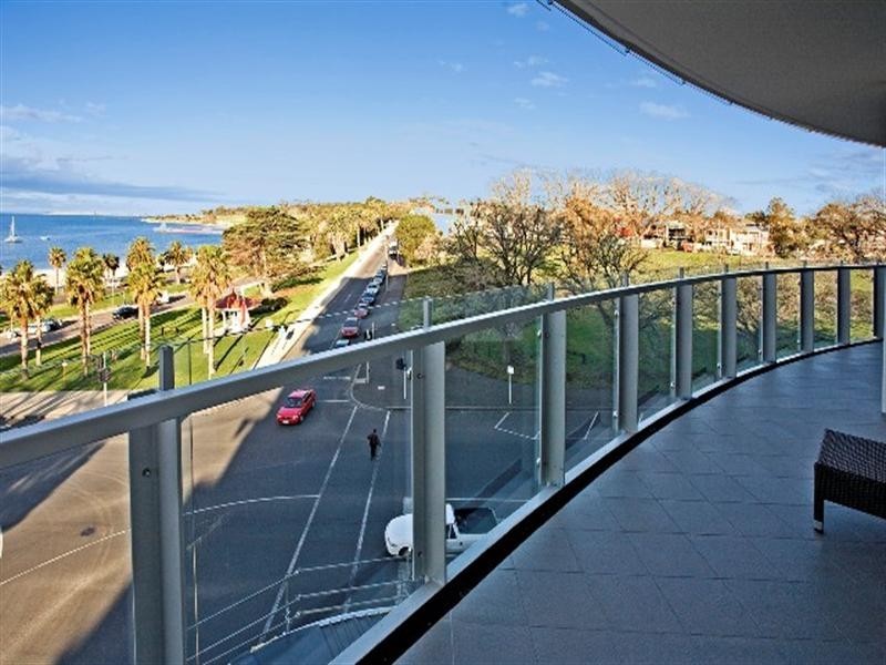 402/120 Brougham Street – Promenade Tower, Geelong VIC 3220