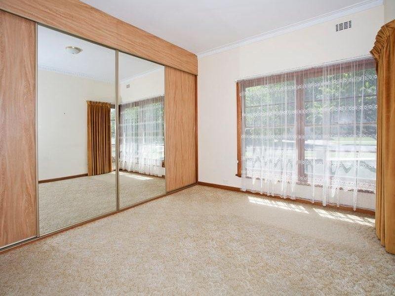 1 Merton Grove, Manifold Heights VIC 3218