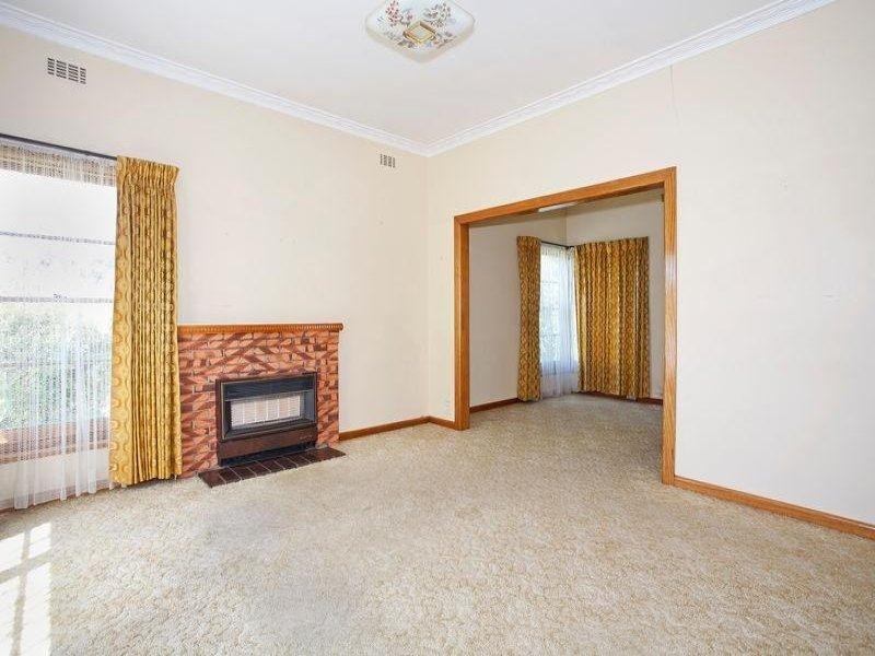 1 Merton Grove, Manifold Heights VIC 3218