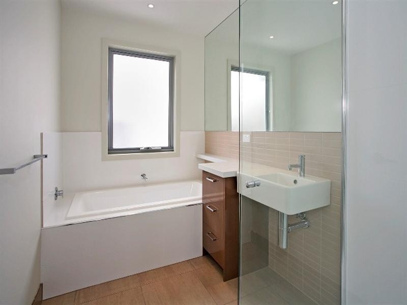 3/67 Sydney Parade, Geelong VIC 3220