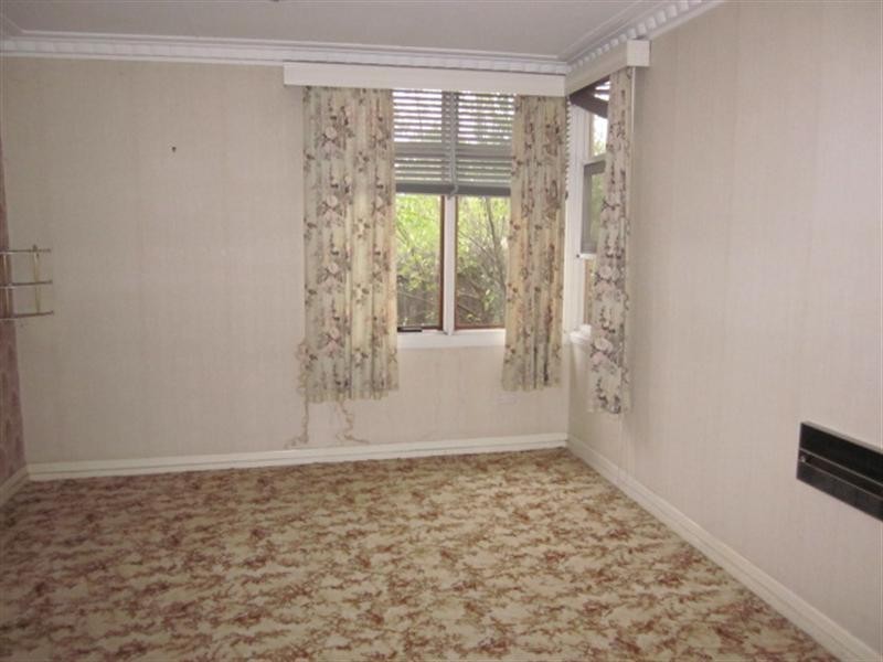 215 High Street, Belmont VIC 3216