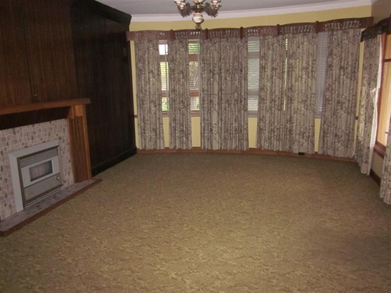 215 High Street, Belmont VIC 3216