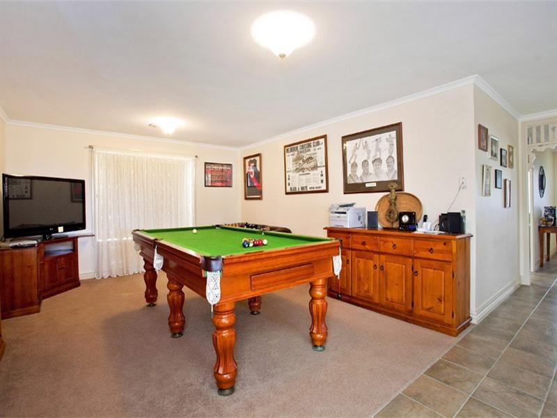 38 Paratone Crescent, St Albans Park VIC 3219