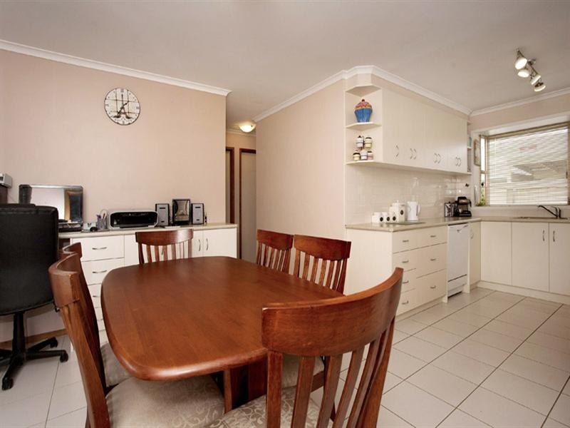 31 Carbine Drive, St Albans Park VIC 3219