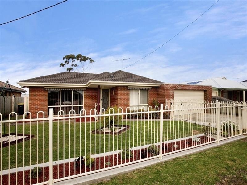 31 Carbine Drive, St Albans Park VIC 3219