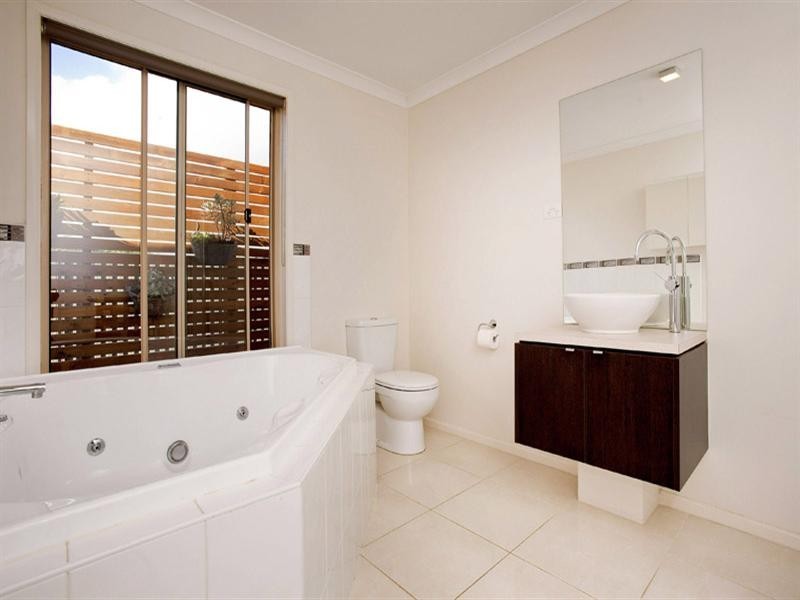 9 Newman Place, Winchelsea VIC 3241