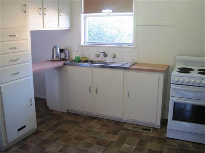 7 Hodges Court, Breakwater VIC 3219