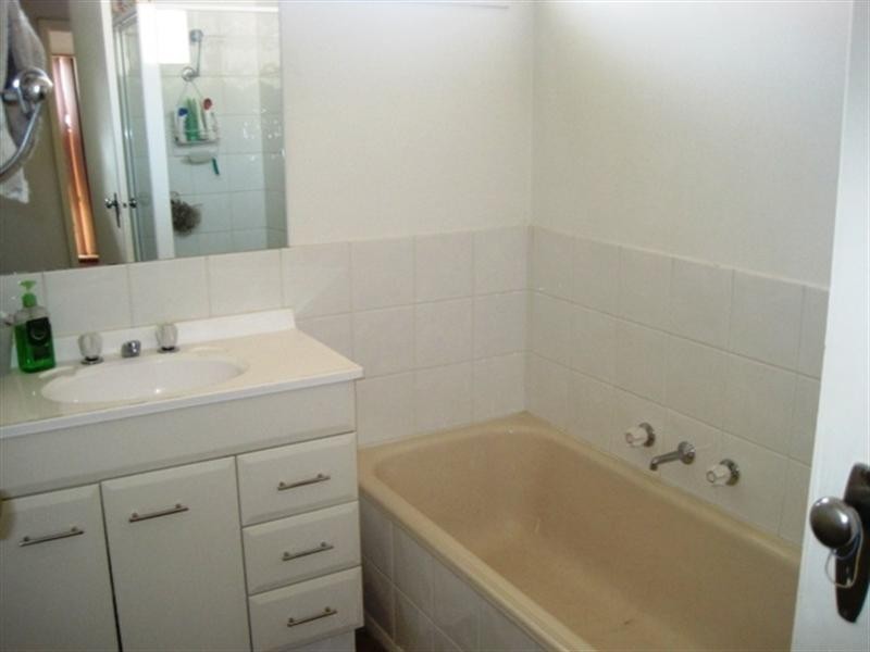 7 Hodges Court, Breakwater VIC 3219