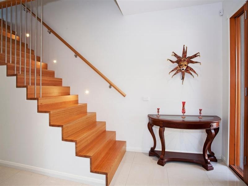 2/44 Mervyn Street, Newtown VIC 3220