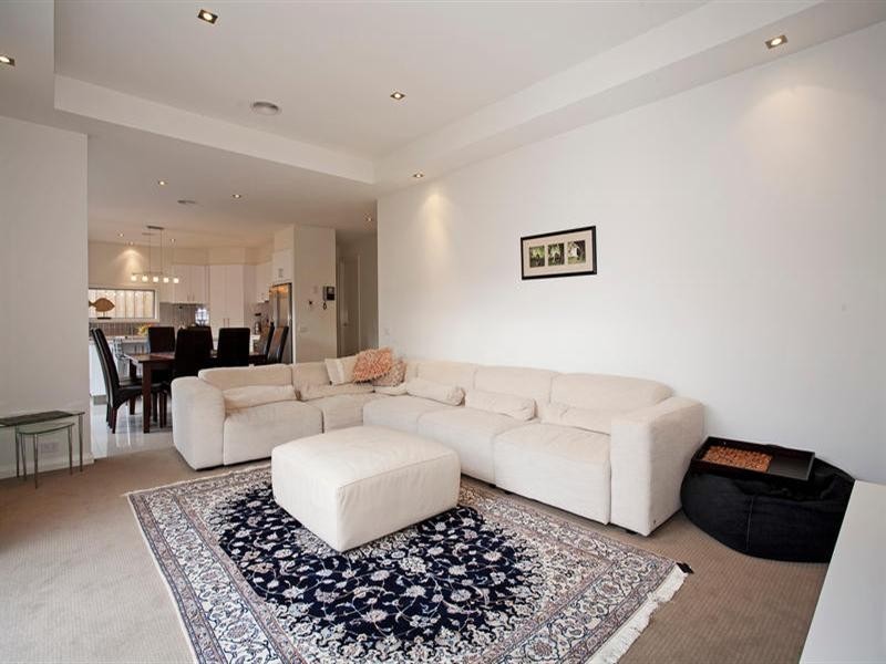 2/44 Mervyn Street, Newtown VIC 3220