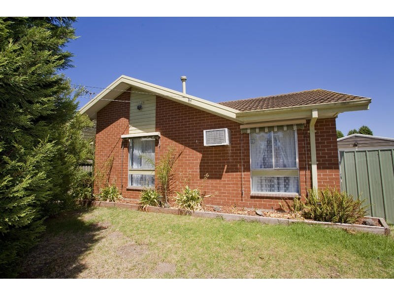 16 Worden Court, Whittington VIC 3219