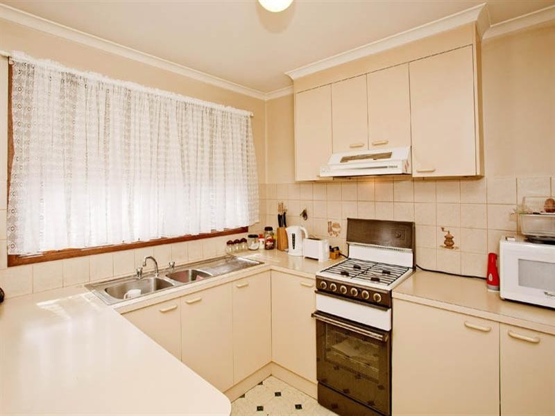 1/20 Hickey Street, Whittington VIC 3219