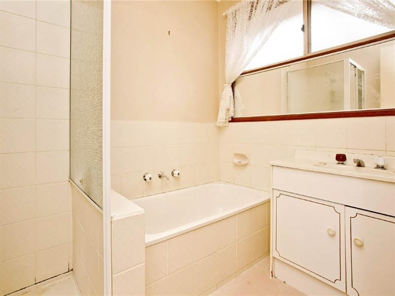 1/20 Hickey Street, Whittington VIC 3219