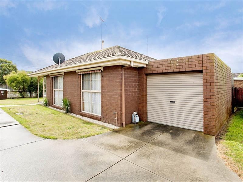 1/20 Hickey Street, Whittington VIC 3219