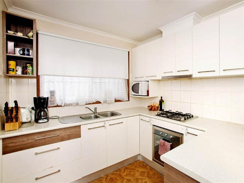 2/20 Hickey Street, Whittington VIC 3219