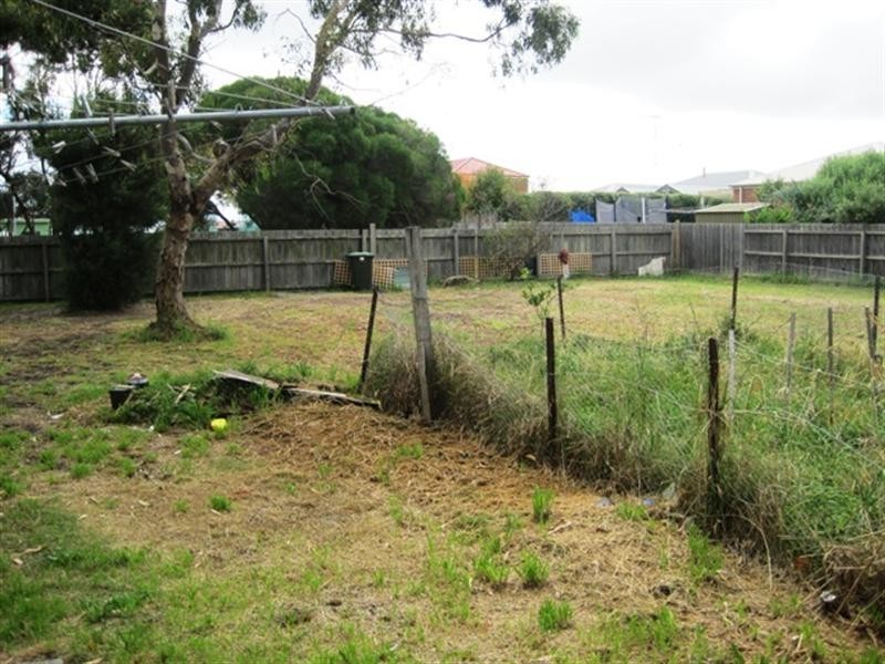 683 Bellarine Highway, Leopold VIC 3224