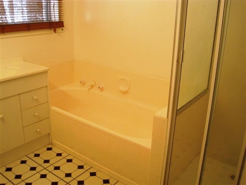 3 Olwen Avenue, Belmont VIC 3216