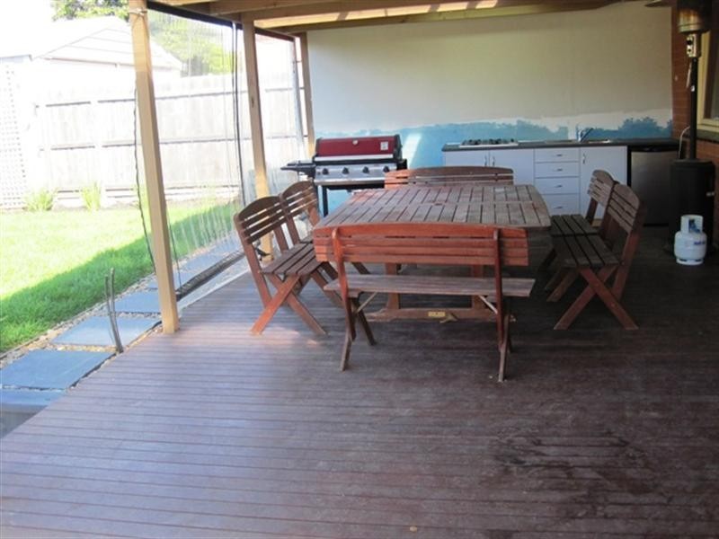 3 Olwen Avenue, Belmont VIC 3216