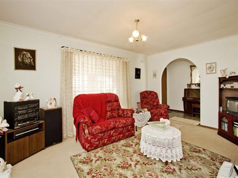 8 Eldine Court, Grovedale VIC 3216