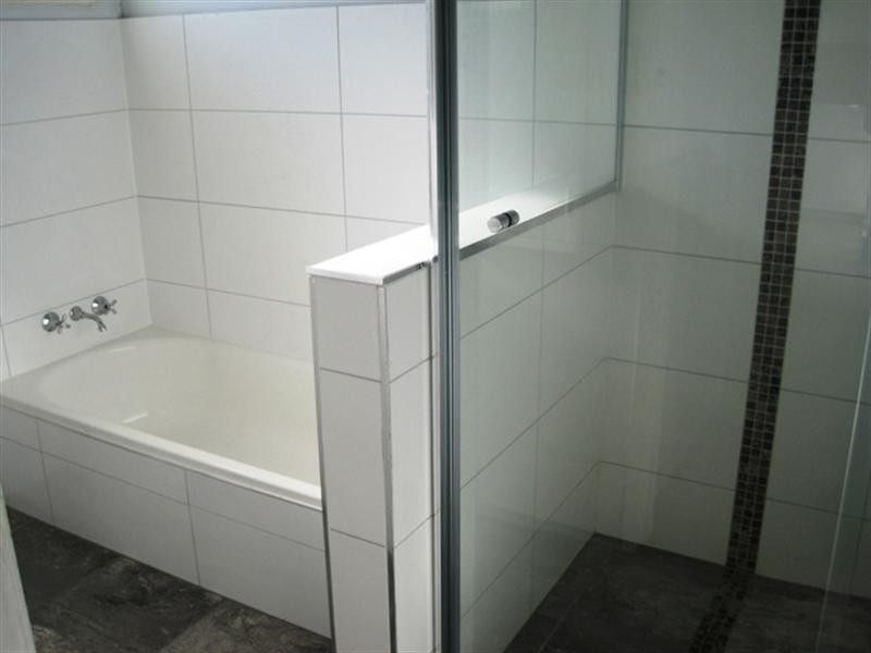 2/252 High Street, Belmont VIC 3216